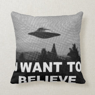 I WANT TO BELIEVE CUSHION