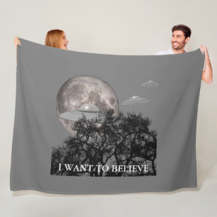 I WANT TO BELIEVE FLEECE BLANKET
