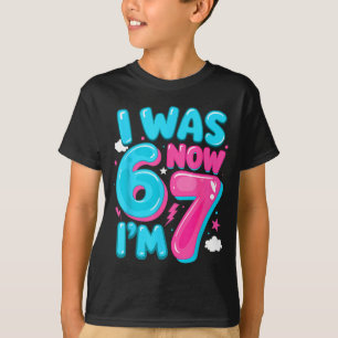 I Was Six Now I'm Seven 67 Groovy 7th Birthday Dec T-Shirt