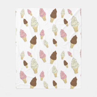 Ice cream cone pattern fleece blanket