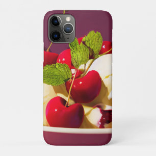 Ice cream sundae with cherries and syrup Case-Mate iPhone case