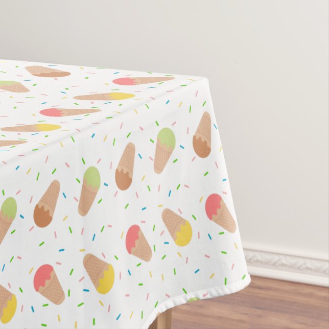 Ice creams & Sprinkles Tablecloth (In Situ)