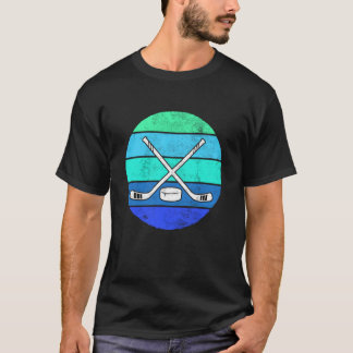 Ice Hockey Retro Crossed Sticks Puck Fan Player Go T-Shirt