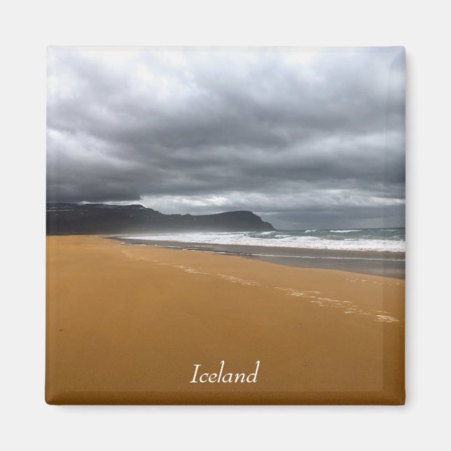 Iceland beach magnet (Front)