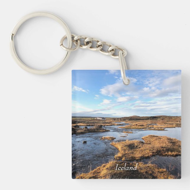 Iceland landscape keychain (Front)