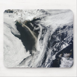Iceland�s Eyjafjallaj�kull v Mouse Pad