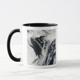 Iceland�s Eyjafjallaj�kull v Mug