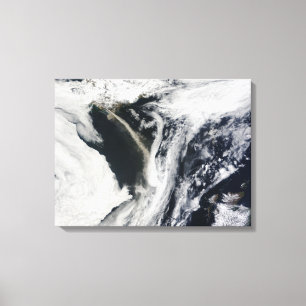 Iceland�s Eyjafjallaj�kull volcano Canvas Print