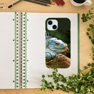 Iguana Resting on Log with Tongue Out iPhone 15 Case