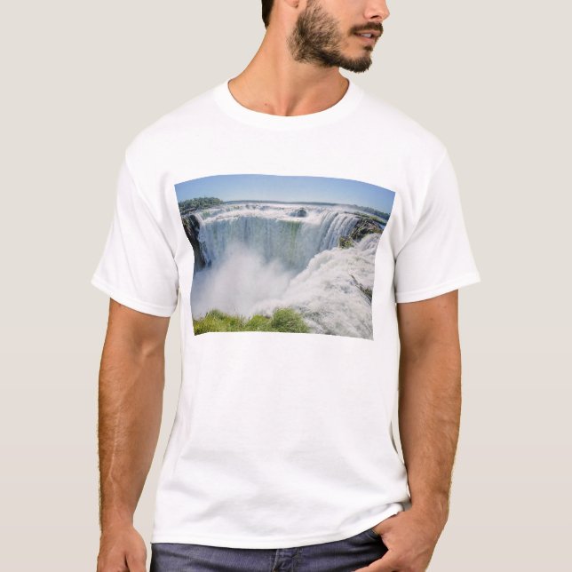 Iguazu Falls, Devil'S Throat, Argentina T-Shirt (Front)