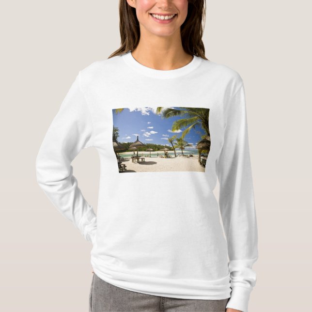Ile Aux Cerf, most popular day trip for 3 T-Shirt (Front)