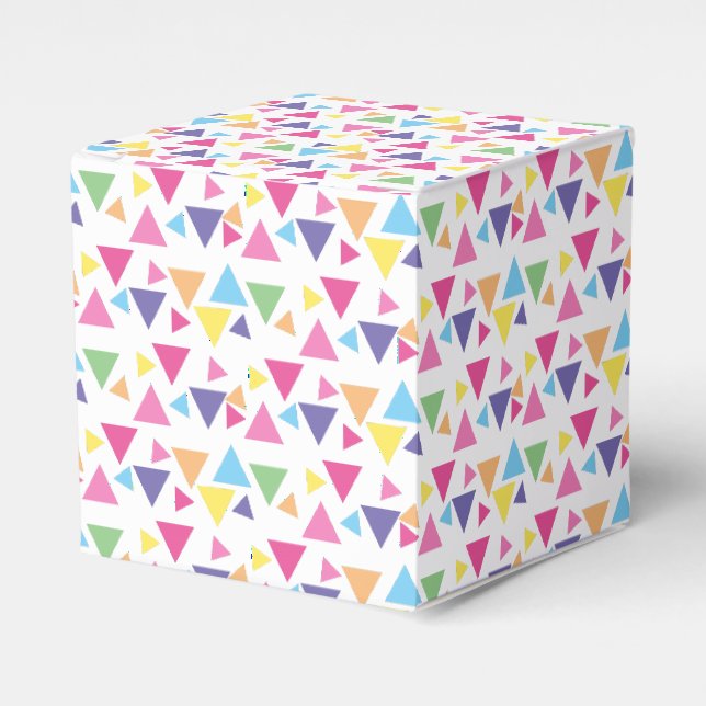 illusima Rainbow Triangle Favour Box (Front Side)