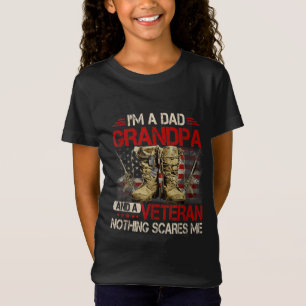 I'm A Dad Grandpa And A Veteran American Flag Gist T-Shirt