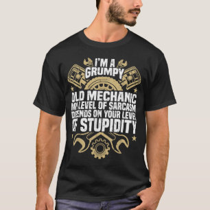 I'm A Grumpy Old Mechanic, Engine Quote, Motor, Ca T-Shirt