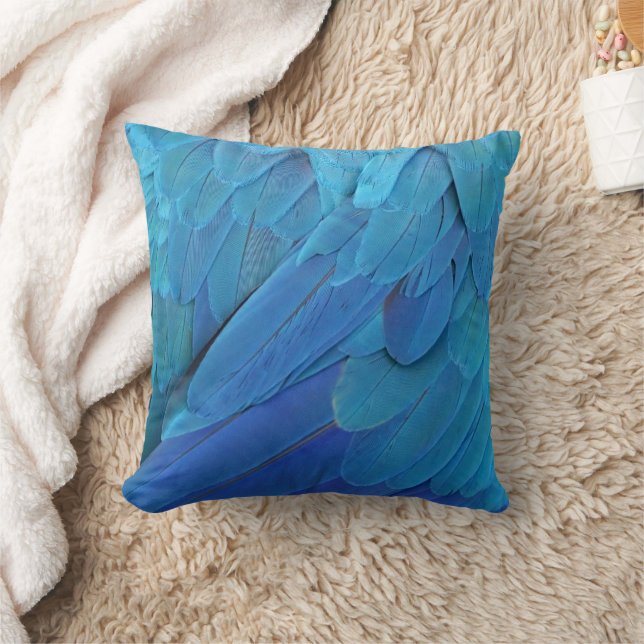 I'm blue - Macaw feathers Cushion (Blanket)