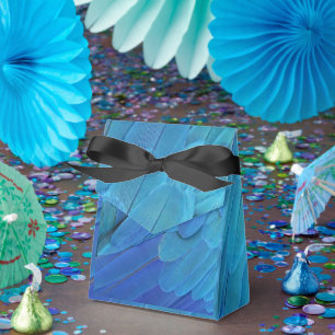 I'm blue - Macaw feathers Favour Box