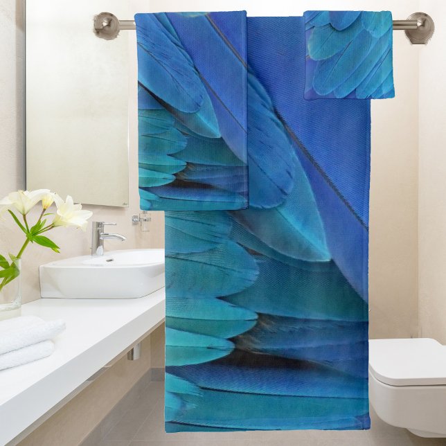 I'm blue - parrot feathers close up  bath towel set (Creator Uploaded)