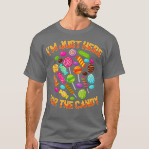 Im Just Here For The Candy Funny Christmas Pun T-Shirt