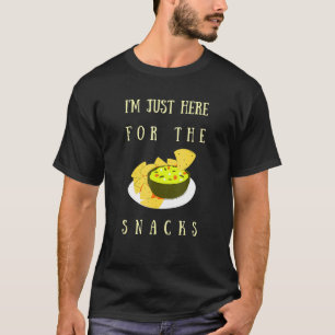 Im Just Here For The Snacks Foodie Novelty Design T-Shirt