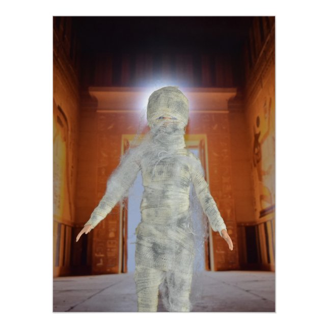 I'm no angel.The Mummy in Egypt. Halloween Poster (Front)