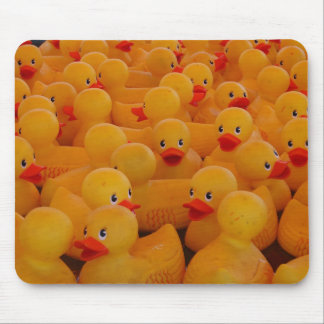 Im surrounded by Idiots Mouse Pad