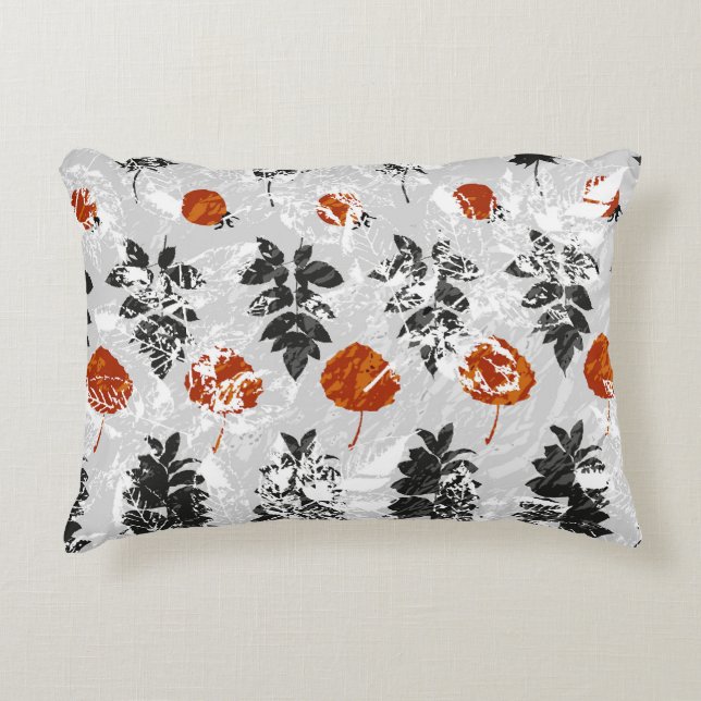 Imprint leaves: symmetrical seamless pattern. decorative cushion (Front)