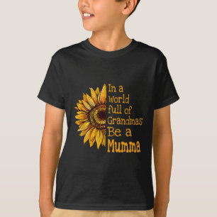 In A World Of Grandmas Be A Mumma Finland Finnish  T-Shirt