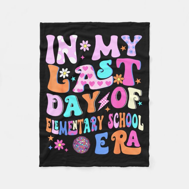 In last day of elementary school era kids fleece blanket (Front)