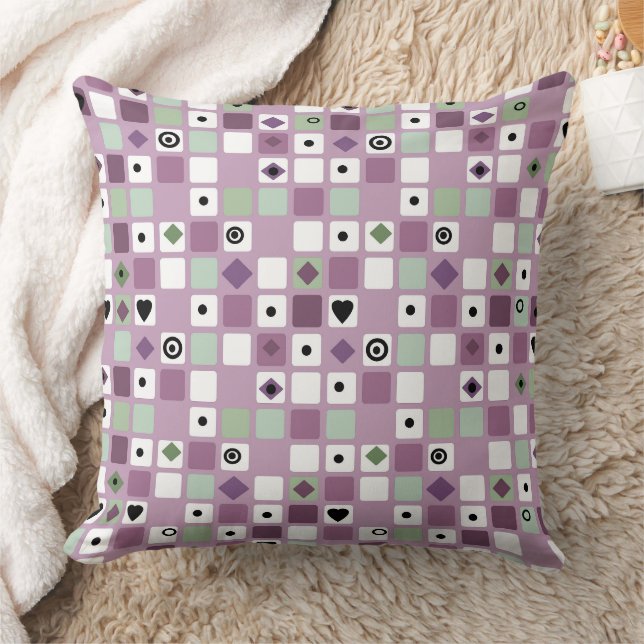 In pinkish lilac tones, geometric pattern cushion (Blanket)