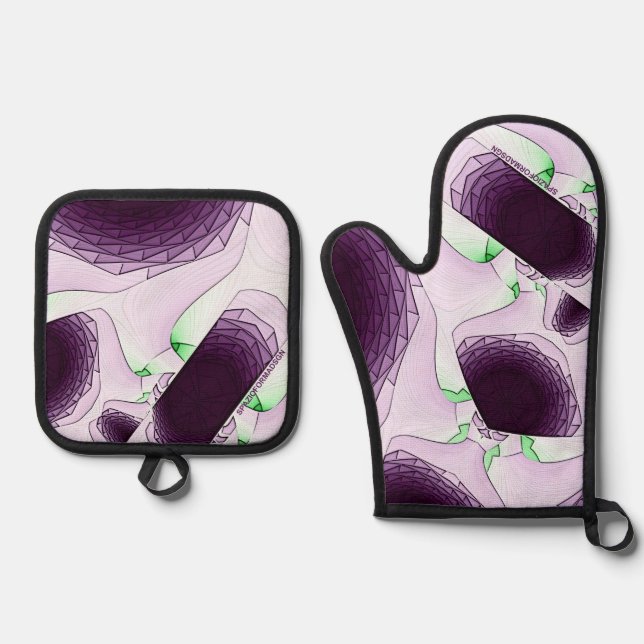 In the shade of colour Violet Oven Mitt & Pot Holder Set (Front)
