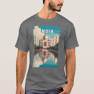 India Illustrationravel Art Vintage friends T-Shirt