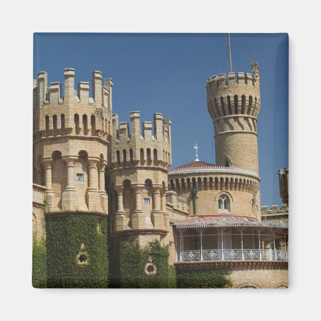 INDIA, Karnataka, Bangalore: Bangalore Palace Magnet (Front)