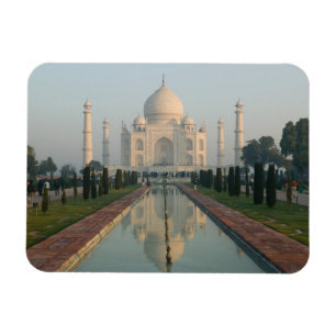 INDIA, Uttar Pradesh, Agra: Taj Mahal, Morning Magnet