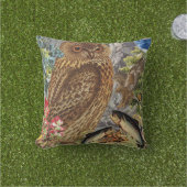 Indoor/Outdoor Owl Throw Pillow/Customisable Cushion (Grass)