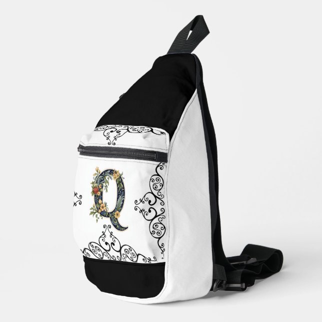 INITIAL..Q SLING BAG (Right Corner)