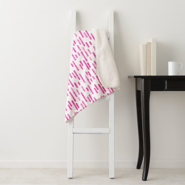 Inky Rounded Lines Pattern | White/Bright Pink Sherpa Blanket (In Situ)