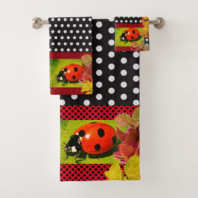 Innocent Lil Red Bug Ladybug Bath Towel Set (Insitu)