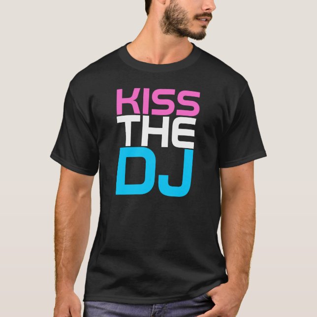 Interknit Couture - KISS THE DJ T-shirt (Front)