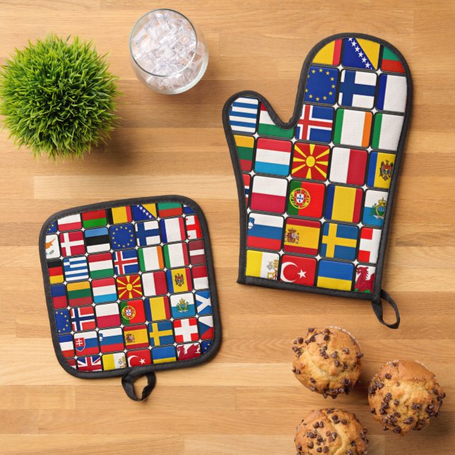 International flag collection, world flags, oven mitt & pot holder set (Top Down)