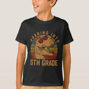 Into 5th Grade Fifth Cl Gift Back To School  T-Shirt