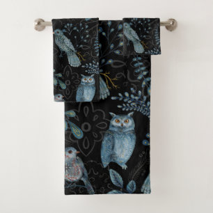 Intricate floral and paisley pattern bath towel set