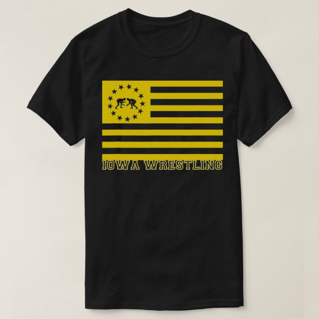 Iowan USA Flag Wrestler Fan The Hawkeye State Iowa T-Shirt (Design Front)