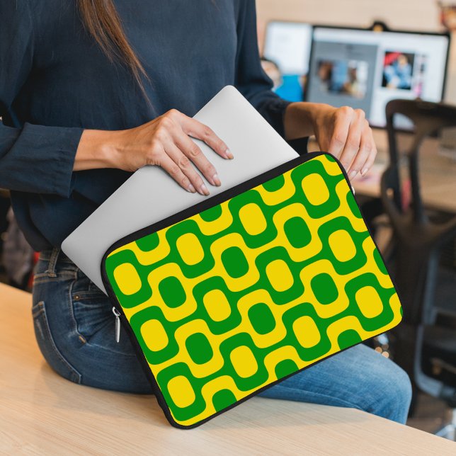 Ipanema Sidewalk Pattern, Beach Pattern, Brazil Laptop Sleeve (Creator Uploaded)