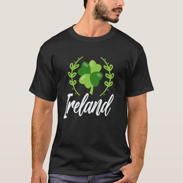 Ireland Shamrock Gaelic Leprechaun Irish St Patric T-Shirt (Front)