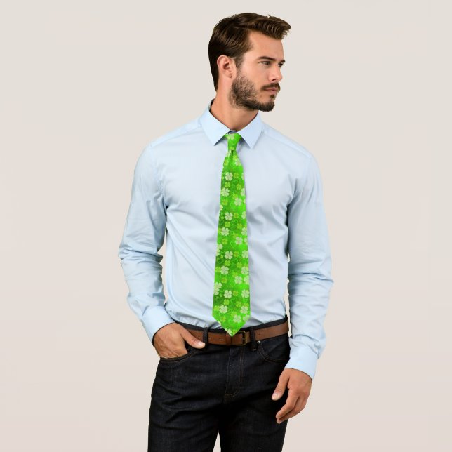 Irish Clover Men's Tie (In Situ)