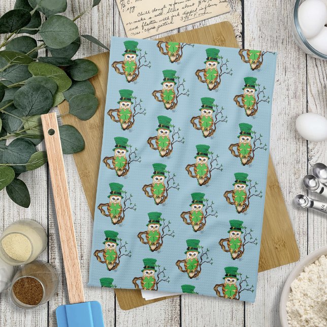 Irish Clovers Owl Green Tea Towel (Creator Uploaded)