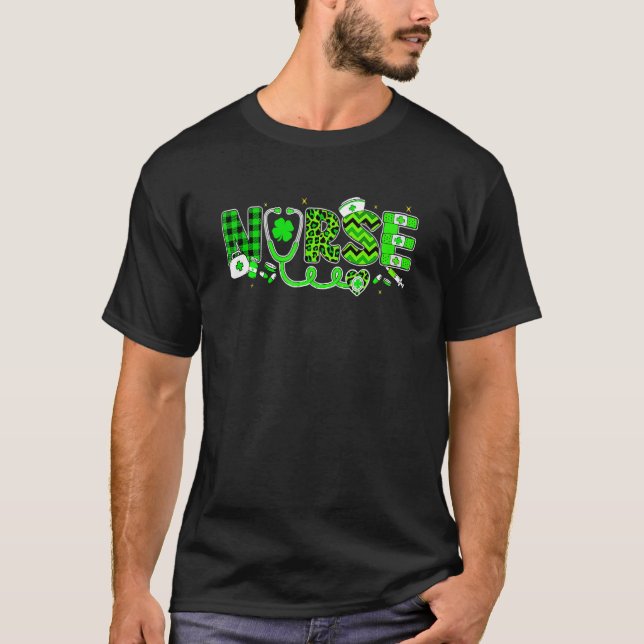 Irish Nurse Stethoscope Scrub St Patricks Day Nurs T-Shirt (Front)
