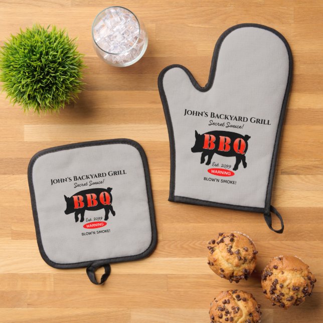 Irish Pub Bar Tavern BBQ Oven Mitt & Pot Holder Se Set (Top Down)