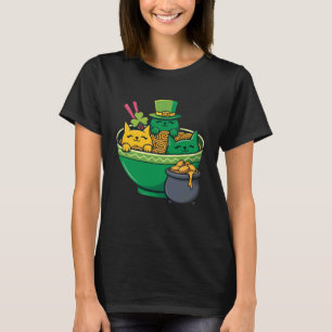 Irish Ramen Cats Cute Anime St Patricks Day Women  T-Shirt