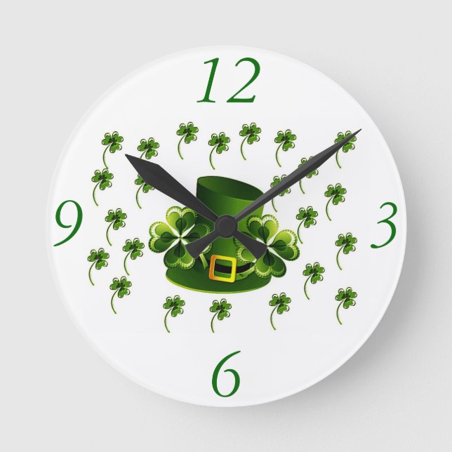 Irish Shamrock Art Round Clock (Front)